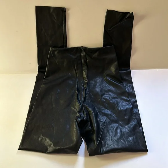 Commando | Perfect Control Faux Leather Legging in Black - S - Picture 6 of 8